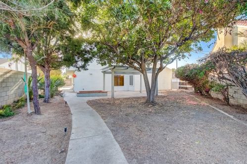 17332 Anglin Ln, Tustin CA 92780-1904 exterior