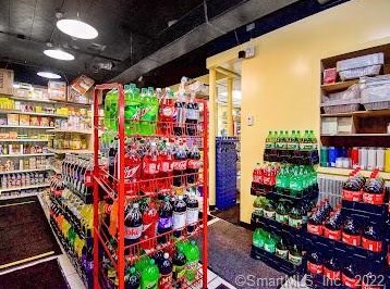 341 Main St, New Britain CT 06053-3489 exterior