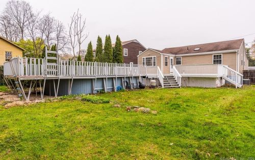 5 Arbor Dr, Norwalk CT 06854-3407 exterior