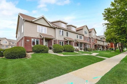 3902 Maple Grove Dr, Madison WI  53719-1839 exterior