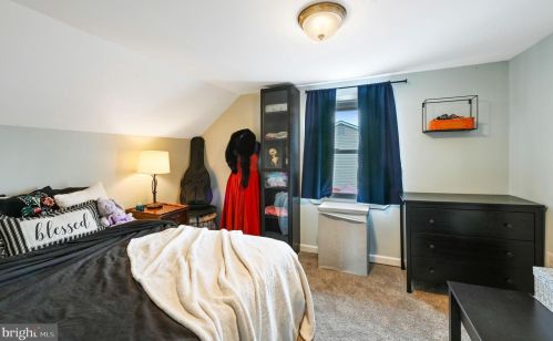 7806 Leymar Rd, Glen Burnie MD exterior