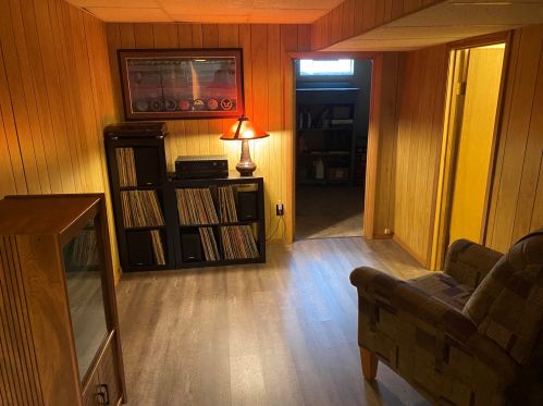 6209 Kinnickinnic Riv Pkwy, Milwaukee WI 53219-3011 exterior