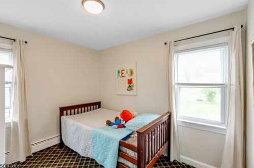 49 Ashby Ave, Livingston NJ 07039-2025 exterior