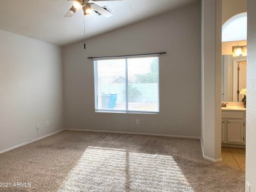 17420 2nd Ave, Phoenix AZ  85023-6573 exterior