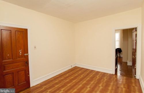 3358 Front St, Philadelphia PA 19106-3001 exterior