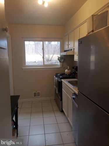 11519 Mapleview Dr, Silver Spring MD  20902-2362 exterior