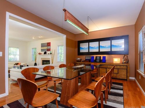 96 Juniper Dr, Milford CT 06461-9118 exterior