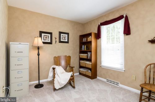 4020 Arjay Cir, Ellicott MD 21042-5635 exterior