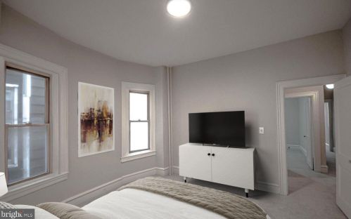 135 56 St, Philadelphia PA 19131-1310 exterior