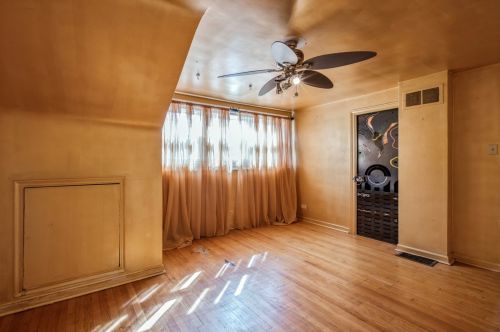 851 76 St, Chicago IL 60620-5762 exterior