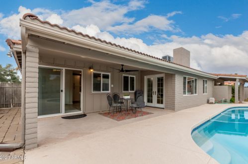 2301 Cortez St, Phoenix AZ  85029-3446 exterior