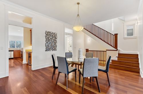 4142 Rockwell St, Chicago IL 60647-5218 exterior