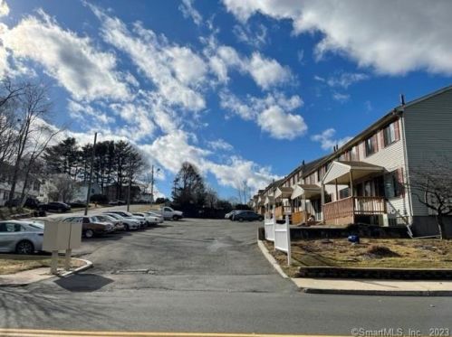 151 Newington Ave, New Britain CT 06051-2157 exterior