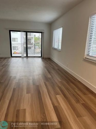 1361 Federal Hwy, Boca Raton FL  33432-7377 exterior