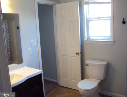 3010 Gladwyn Ave, Camden NJ 08109-3412 exterior