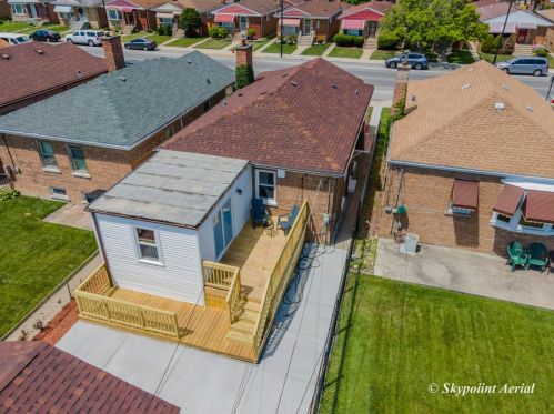 8523 Damen Ave, Chicago IL 60612-3728 exterior