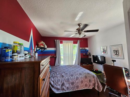 2125 Glen Ridge Dr, Fort Pierce FL  34952-8023 exterior