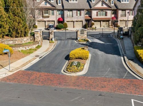 6273 Clapham Ln, Duluth GA 30097-1711 exterior