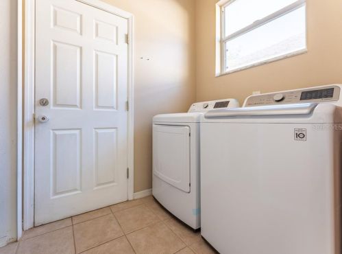 10227 Andover Pt Cir, Orlando FL 32825-2732 exterior