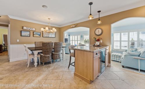 841 Main Ave, Point Pleasant Beach NJ  08742-5355 exterior