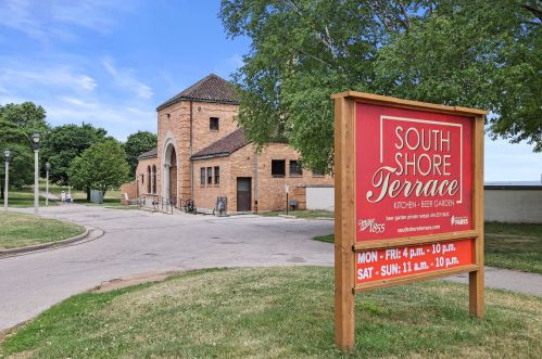 2867 Superior St, Milwaukee WI  53207-2550 exterior