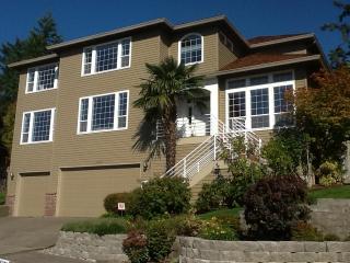 15360 Mazama Pl, Portland, OR 97224-3544