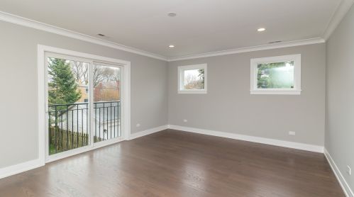 5135 Neenah Ave, Chicago IL  60656-3728 exterior