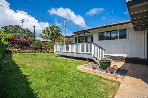 757 22nd Ave, Honolulu HI  96816-4519 exterior