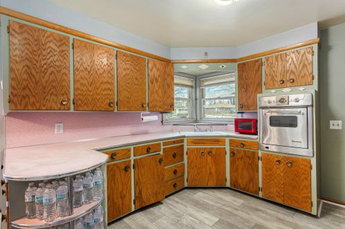 1408 Meadowlane Dr, Grand Rapids MI 49508-4655 exterior