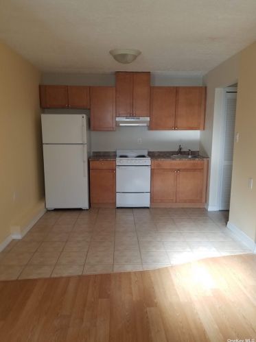 340 Everard St, Huntington Station NY  11746-7026 exterior