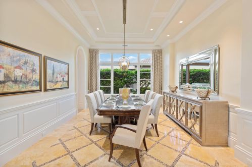 3855 Isla Del Sol Way, Naples FL  34114-9484 exterior