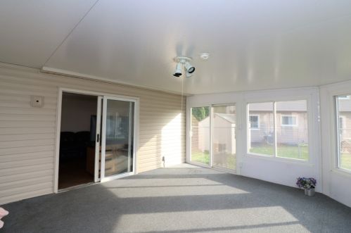 1222 Amberwood Dr, Bull Valley IL 60014-1825 exterior