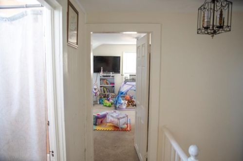 11 King Philip St, Providence RI 02909-5718 exterior