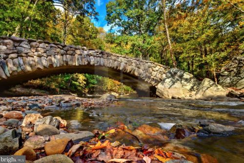 1708 Newton St, Washington DC 20010-1880 exterior