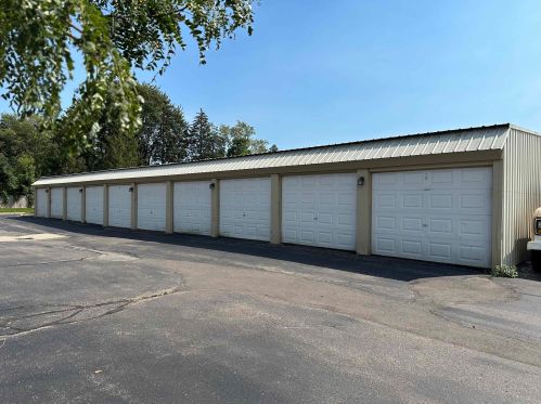 29839 Cathy Ln, New Baltimore MI  48047-5734 exterior