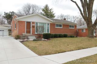 1390 Catalpa Dr, Rochester, MI 48307-1502