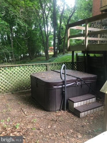 647 Convent Rd, Chester PA 19014-1123 exterior