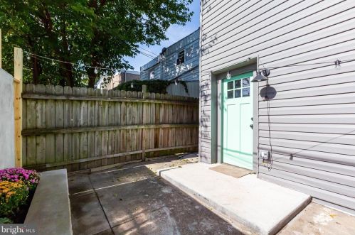 2431 Cedar St, Philadelphia PA 19134-4406 exterior