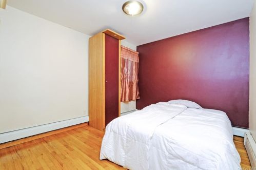 2655 Netherland Ave, Bronx NY 10463-4808 exterior