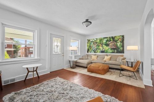 1233 Biltmore Ave, Pittsburgh PA  15216-2354 exterior