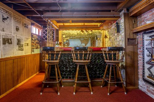 108 Capisic St, Portland ME  04102-2247 exterior