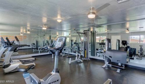 3402 32nd St, Phoenix AZ  85018-5611 exterior