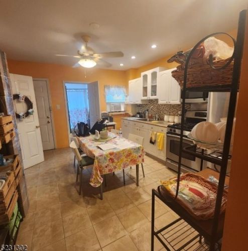 990 24th St, Paterson NJ 07513-1524 exterior