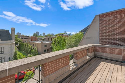 1950 Orch St, Chicago IL 60614-5495 exterior