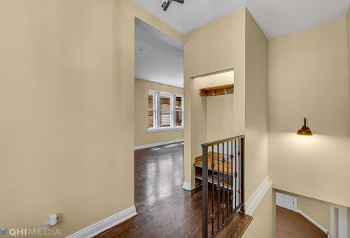 6950 Prairie Ave, Chicago IL  60637-4636 exterior