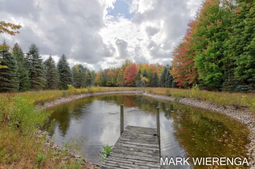 431 Mt Garfield Rd, Meskegon MI 49441-6000 exterior