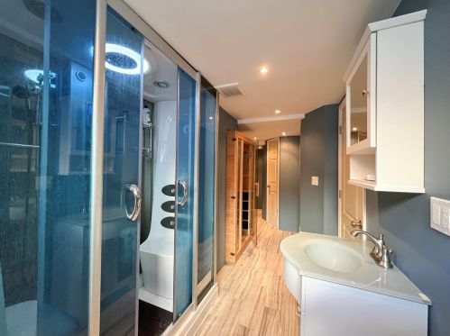 1029 Leith Ave, Waukegan IL 60085-2545 exterior