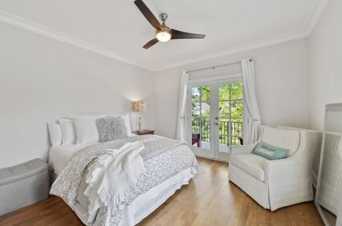 2517 Ellijay Dr, Atlanta GA  30319-3472 exterior