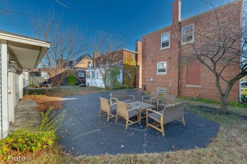 11702 Oakley Ave, Chicago IL  60643-4726 exterior