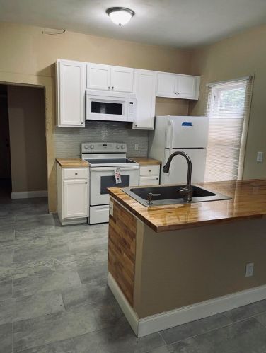 1703 15th St, Fort Pierce FL  34950-2121 exterior